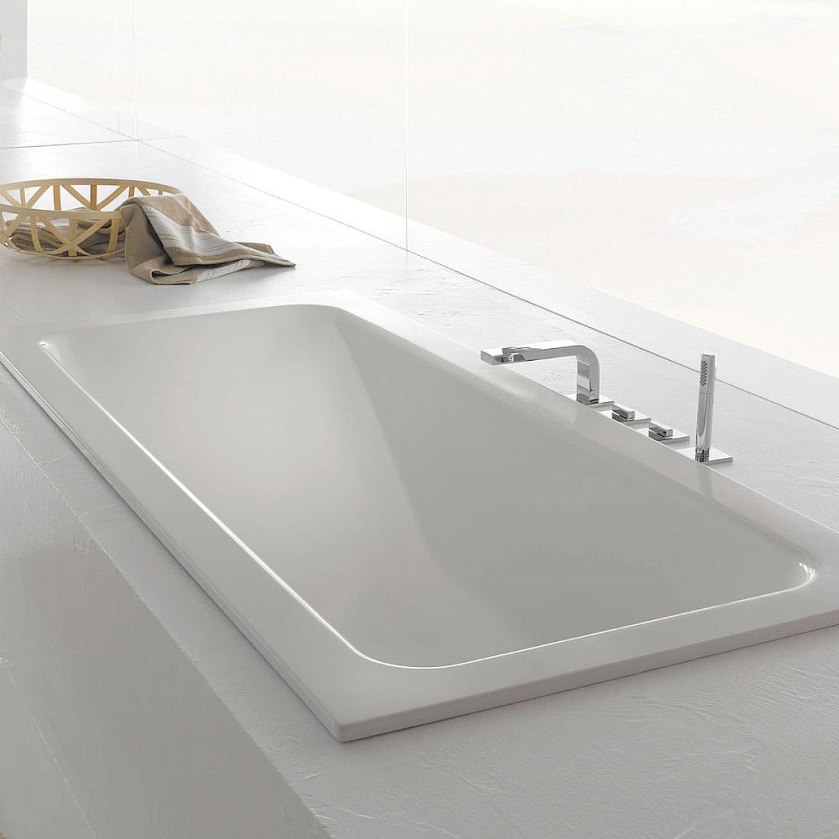image example of a steel bath