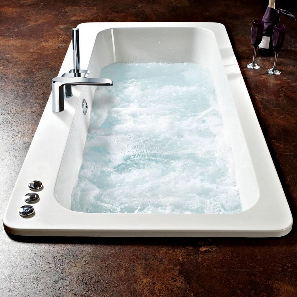 image example of a whirlpool bath