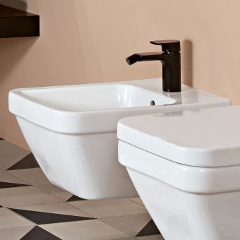 Villeroy and Boch Architectura Square Wall Hung Bidet