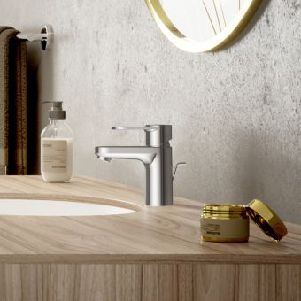 hansgrohe Vernis Blend 70 Single Lever Basin Mixer Tap With Pop-up Waste And Isolated Water Conduction 