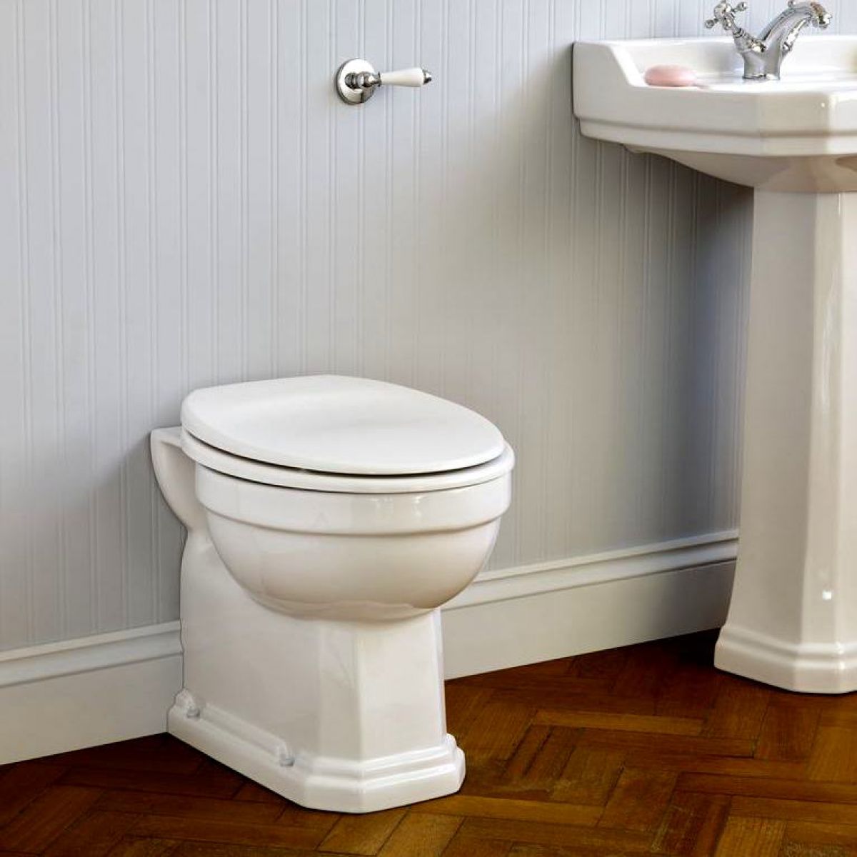 Ideal Standard Waverley Back to Wall Toilet UK Bathrooms