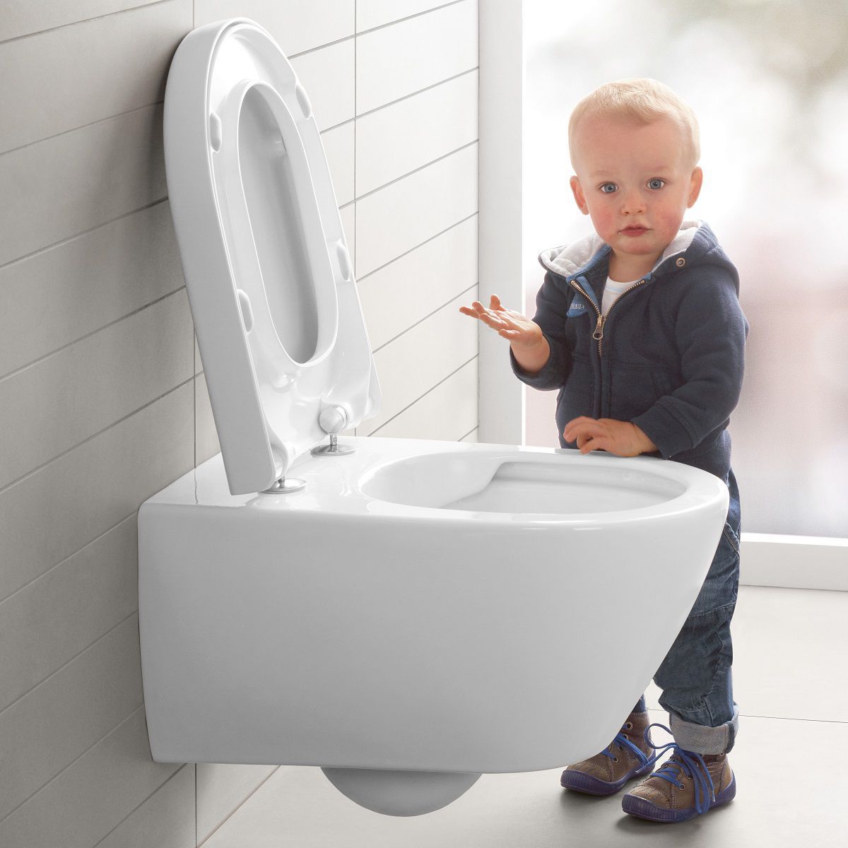 Hick Caroline niet voldoende Villeroy and Boch Subway 2.0 Rimless Wall Hung WC with ViFresh - 5614A1R1 |  UK Bathrooms