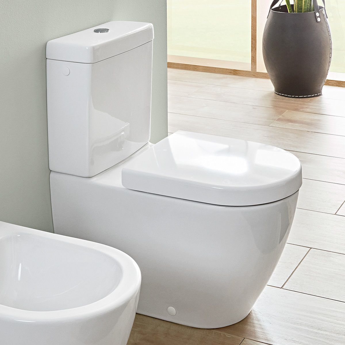 Villeroy and Boch close coupled toilet