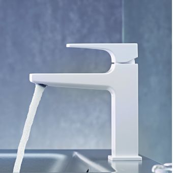 hansgrohe Metropol Single Lever Basin Mixer Tap 110 with push open waste in Matt White - 32507700